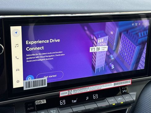 New 2026 Toyota Camry Hybrid FWD image 22