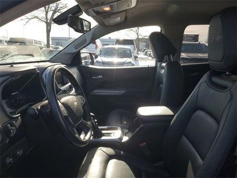 Certified 2022 Chevrolet Colorado ZR2 w/ ZR2 Dusk Special Edition image 16