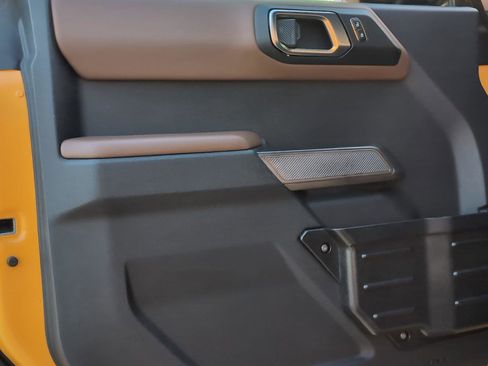 Used 2021 Ford Bronco Outer Banks image 15