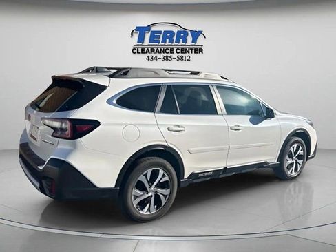 Used 2022 Subaru Outback Limited image 1