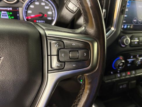 Used 2022 Chevrolet Silverado 1500 LT Trail Boss AWD/4WD image 20