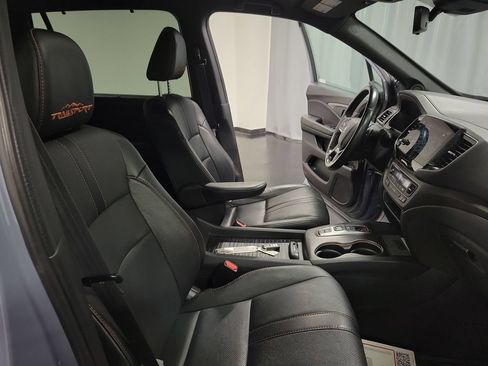 Used 2022 Honda Passport TrailSport image 35