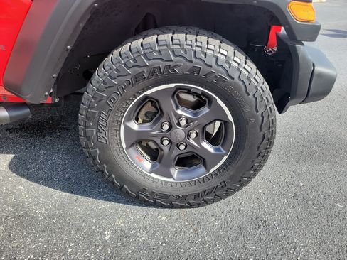 Used 2020 Jeep Gladiator Sport w/ Quick Order Package 23S AWD/4WD image 10