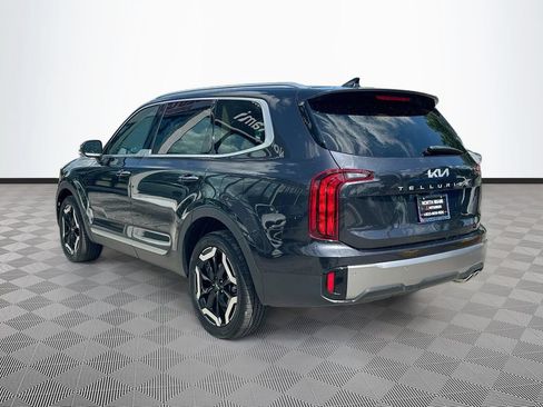 Used 2025 Kia Telluride S FWD image 5