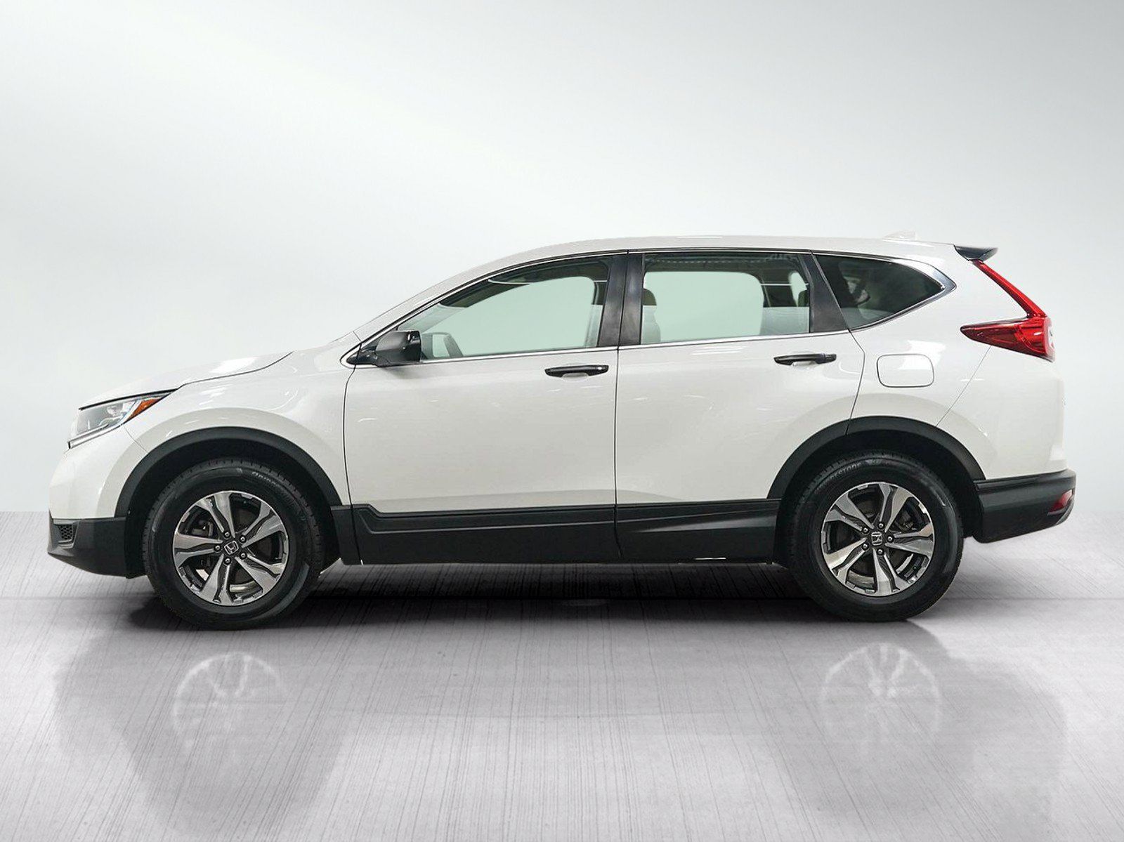 Used 2019 Honda CR-V LX image 2