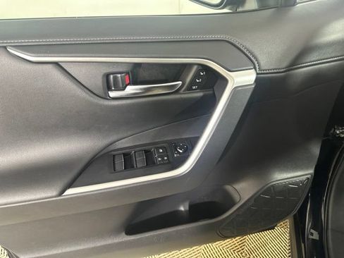 Used 2021 Toyota RAV4 Limited AWD/4WD image 13