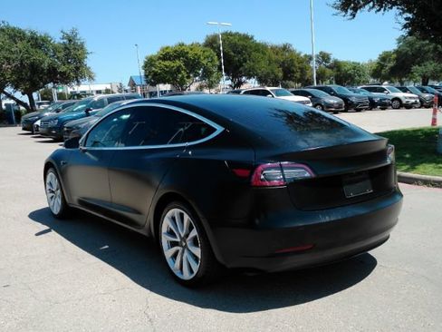 Used 2020 Tesla Model 3 Standard Range Plus RWD image 9