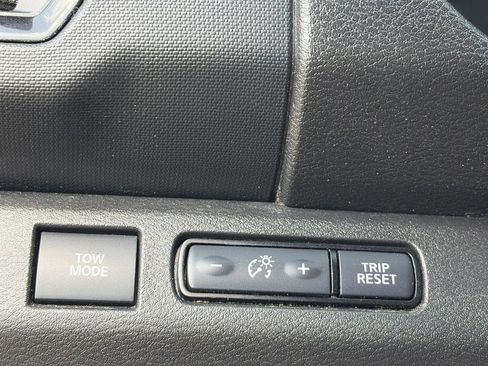 Used 2024 Nissan Frontier PRO-4X w/ Pro Convenience Package AWD/4WD image 15