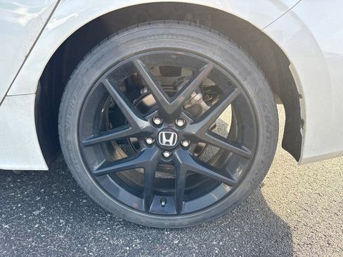 Used 2023 Honda Civic Sport image 5