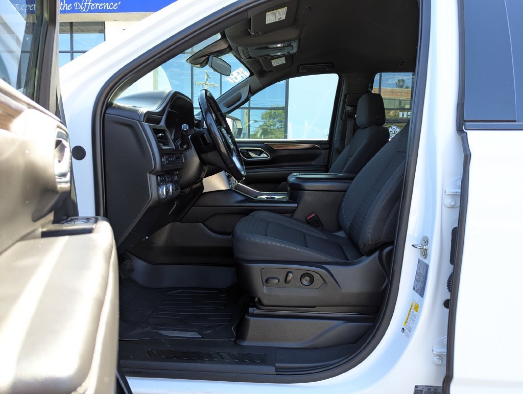 Used 2022 GMC Yukon SLE w/ Max Trailering Package AWD/4WD image 13