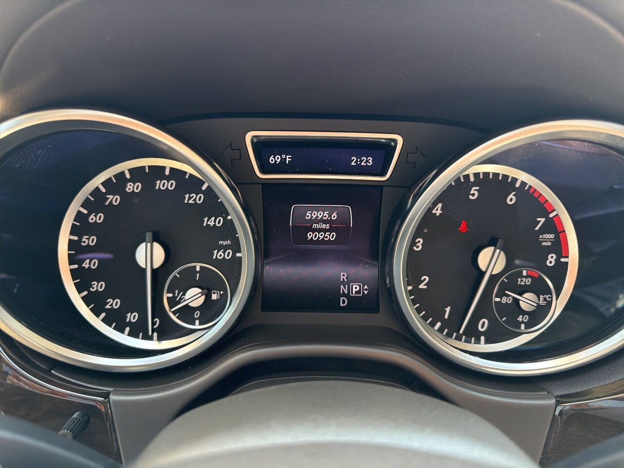 Used 2014 Mercedes-Benz GL 450 4MATIC image 30