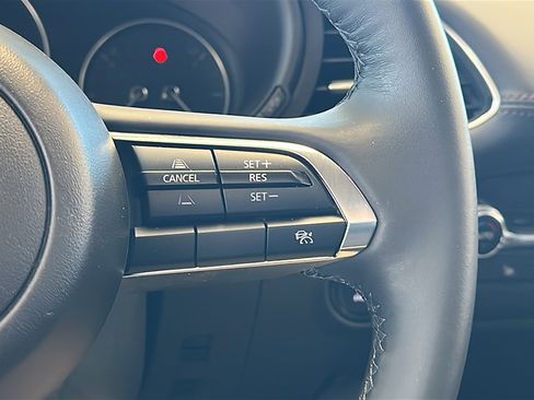 Used 2025 MAZDA MAZDA3 s image 24