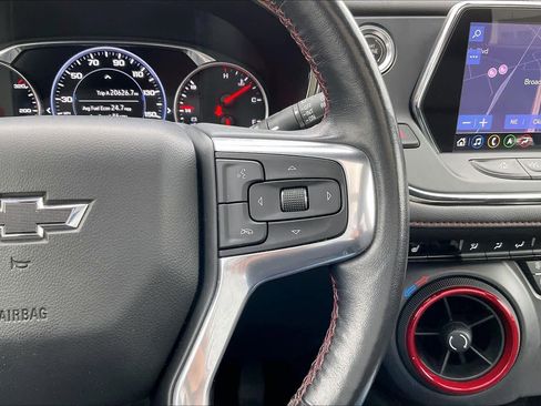Used 2021 Chevrolet Blazer RS w/ Enhanced Convenience Package image 24
