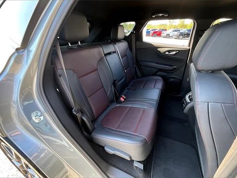 Used 2025 Chevrolet Blazer RS image 25