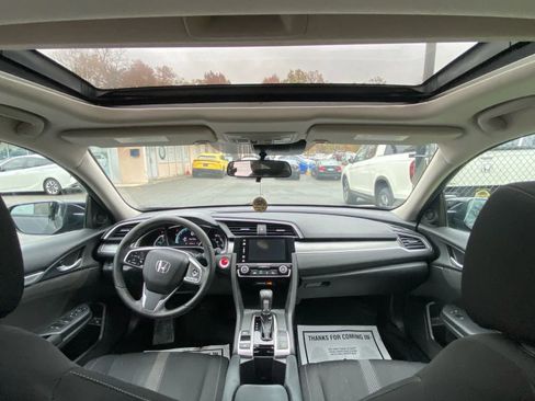 Used 2018 Honda Civic EX image 21