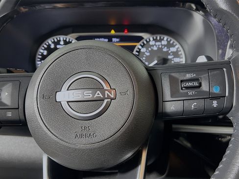 Used 2024 Nissan Pathfinder SV FWD image 20