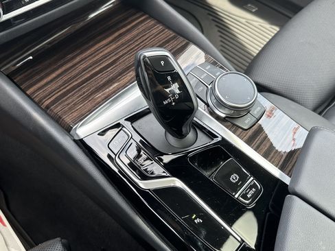 Certified 2023 BMW 530i xDrive w/ Premium Package AWD/4WD image 28