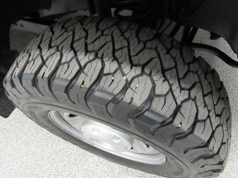 Used 2022 Ford F250 XL w/ Power Equipment Group image 19