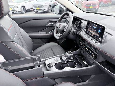 New 2026 Nissan Rogue Rock Creek image 17