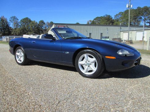 Used 1998 Jaguar XK8 Convertible image 66