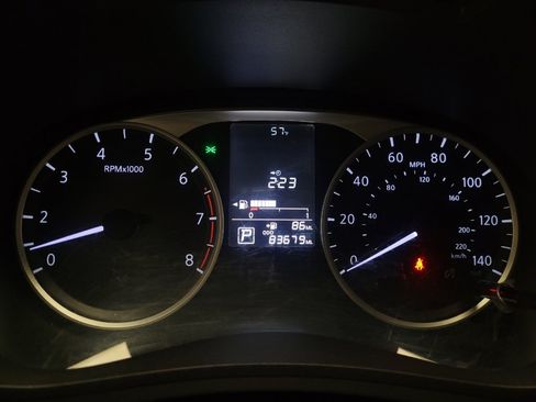 Used 2020 Nissan Versa S image 23