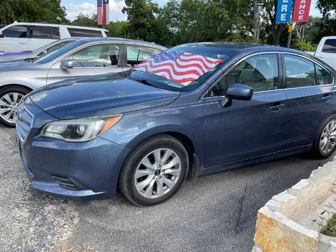 Used 2017 Subaru Legacy 2.5i Premium w/ Moonroof Package AWD/4WD image 1