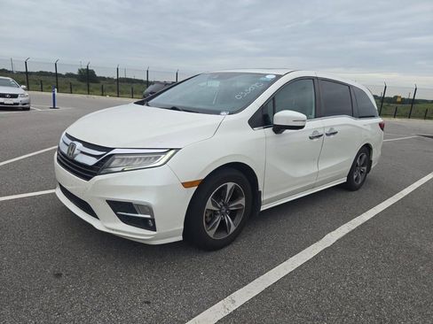 Used 2019 Honda Odyssey Touring image 1