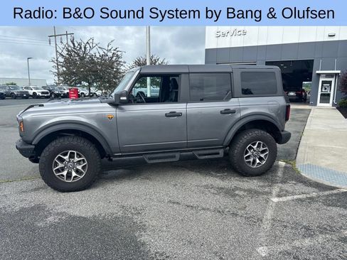 Used 2024 Ford Bronco Badlands AWD/4WD image 4