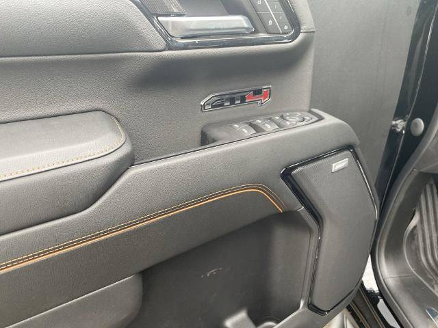 Used 2024 GMC Sierra 1500 AT4 w/ Technology Package AWD/4WD image 15