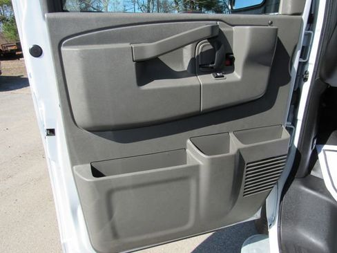 Used 2024 Chevrolet Express 2500 w/ Driver Convenience Package image 11