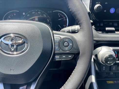 Used 2025 Toyota RAV4 XLE Premium w/ Weather Package AWD/4WD image 24