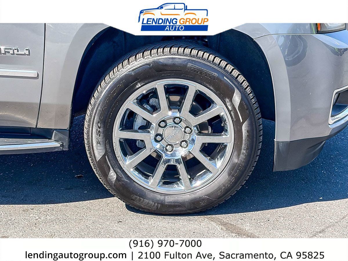 Used 2019 GMC Yukon XL Denali AWD/4WD image 9