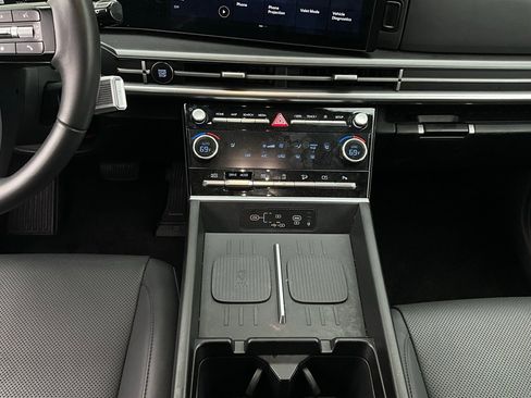 Used 2025 Hyundai Santa Fe SEL image 17