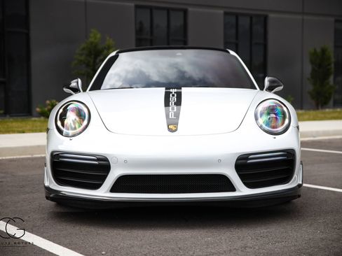 Used 2017 Porsche 911 4 Coupe AWD/4WD image 22