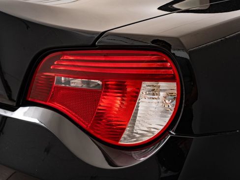 Used 2006 BMW Z4 3.0si RWD image 10