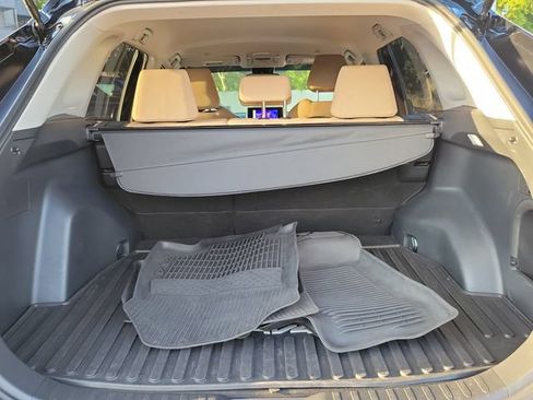 Used 2025 Toyota RAV4 XLE AWD/4WD image 6