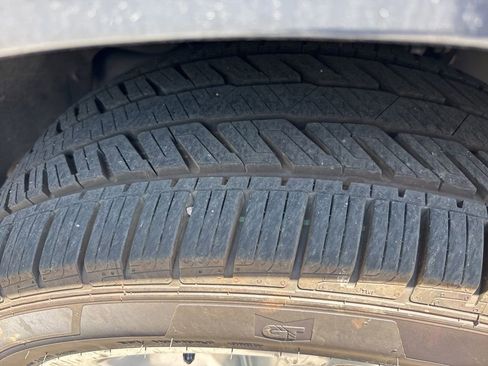 Used 2017 Ford Expedition Platinum RWD image 2