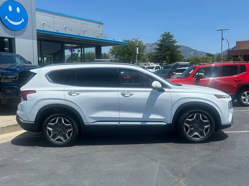 Used 2021 Hyundai Santa Fe Limited w/ Cargo Package FWD image 2