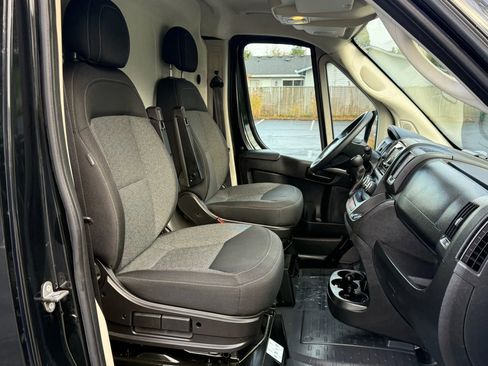 Used 2018 RAM ProMaster 2500 w/ Mopar Trailer Tow Group image 15