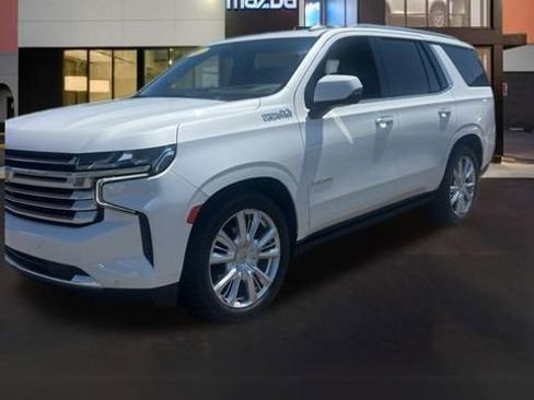 Used 2022 Chevrolet Tahoe High Country image 3