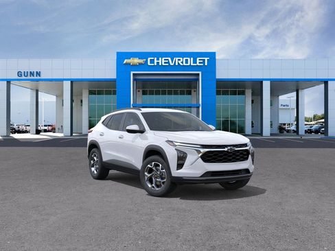 New 2026 Chevrolet Trax LT image 1