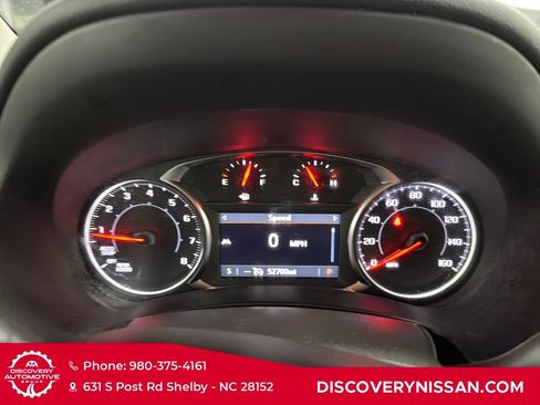 Used 2024 GMC Terrain SLT AWD/4WD image 28
