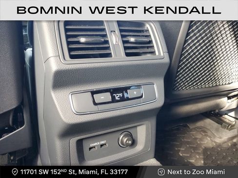 Used 2024 Audi Q5 2.0T Premium w/ Summer of Audi Package image 18