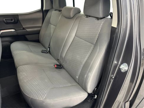 Used 2022 Toyota Tacoma SR5 AWD/4WD image 14