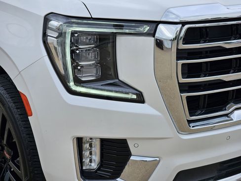 Used 2021 GMC Yukon SLT w/ SLT Premium Package RWD image 10