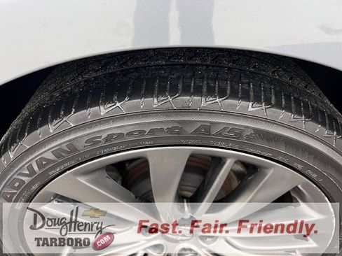 Used 2015 Hyundai Genesis 5.0 image 15