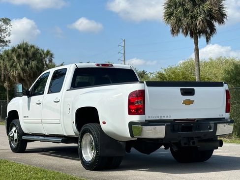 Used 2014 Chevrolet Silverado 3500 LTZ w/ LTZ Plus Package AWD/4WD image 7