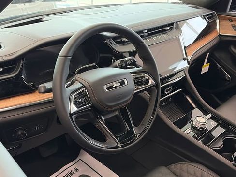 New 2026 Jeep Grand Cherokee Summit AWD/4WD image 15