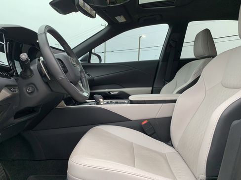 Certified 2023 Lexus RX 350 Premium Plus w/ Accessory Package (Z1) image 16