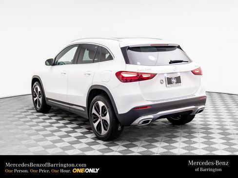 New 2026 Mercedes-Benz GLA 250 4MATIC image 3